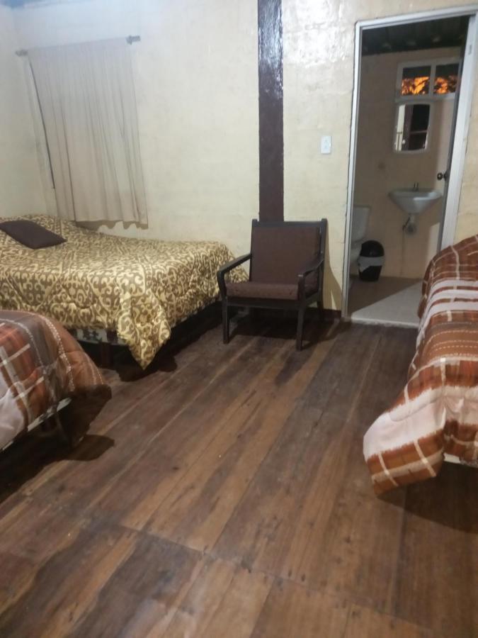 Montano Camping&Hostel Banos  Bagian luar foto