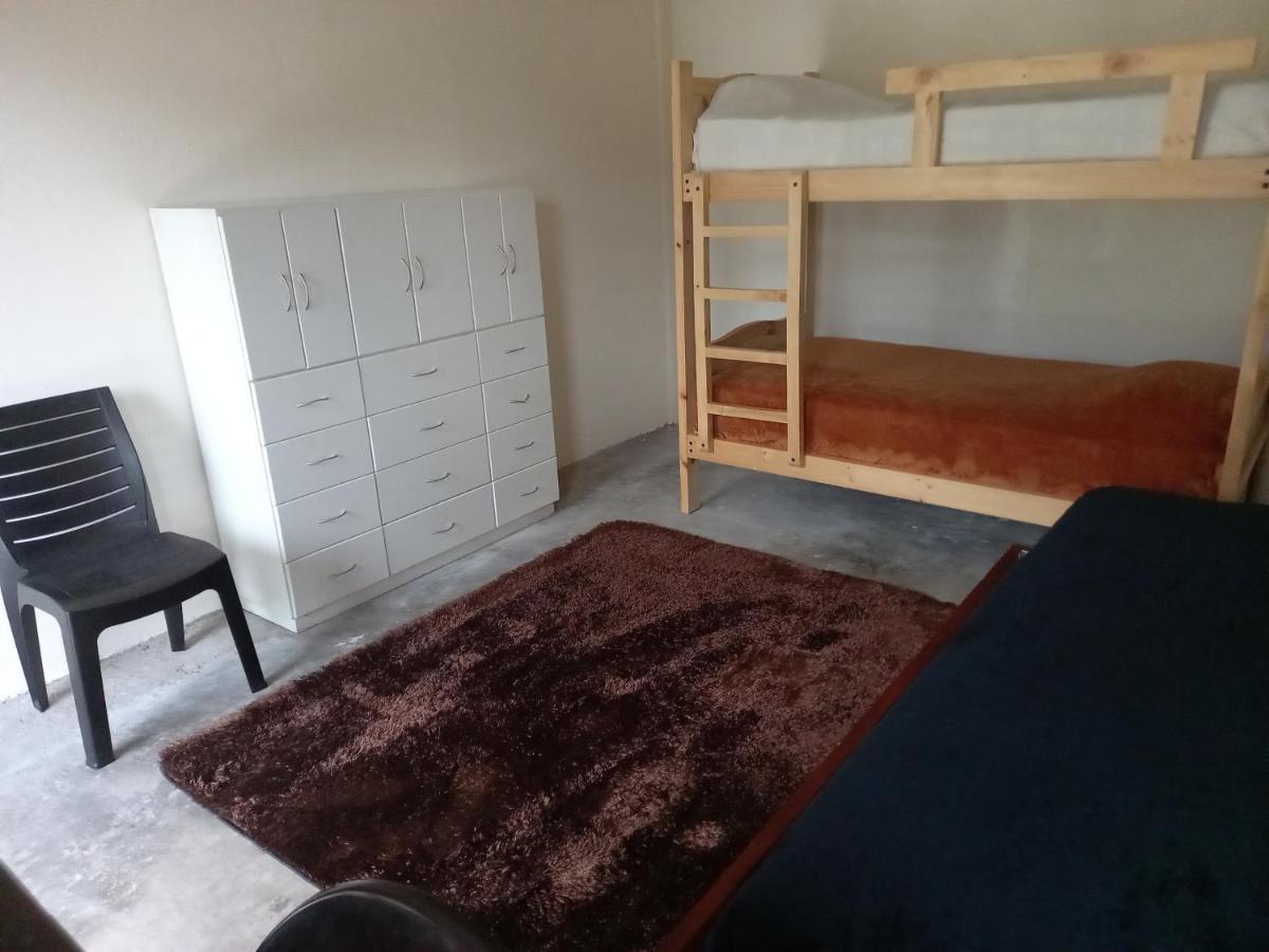 Montano Camping&Hostel Banos  Bagian luar foto