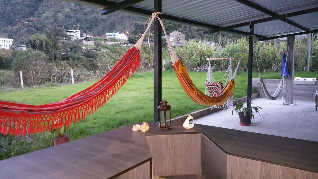 Montano Camping&Hostel Banos  Bagian luar foto